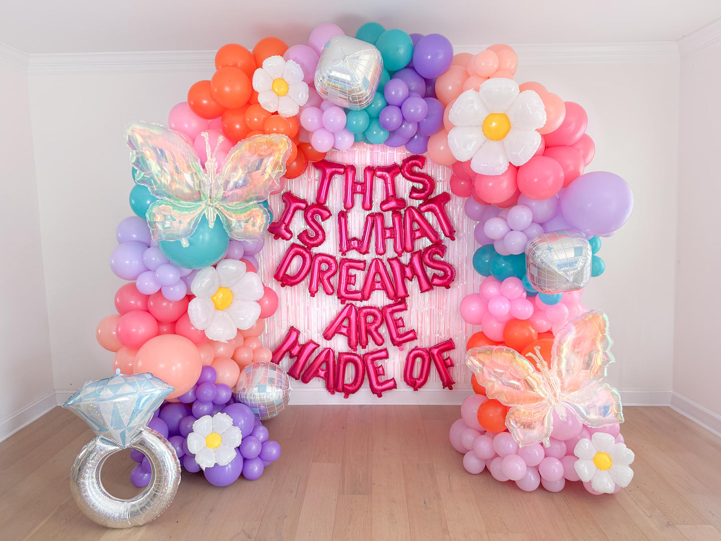 This is What Dreams Are Made Of Balloon Garland Kit
